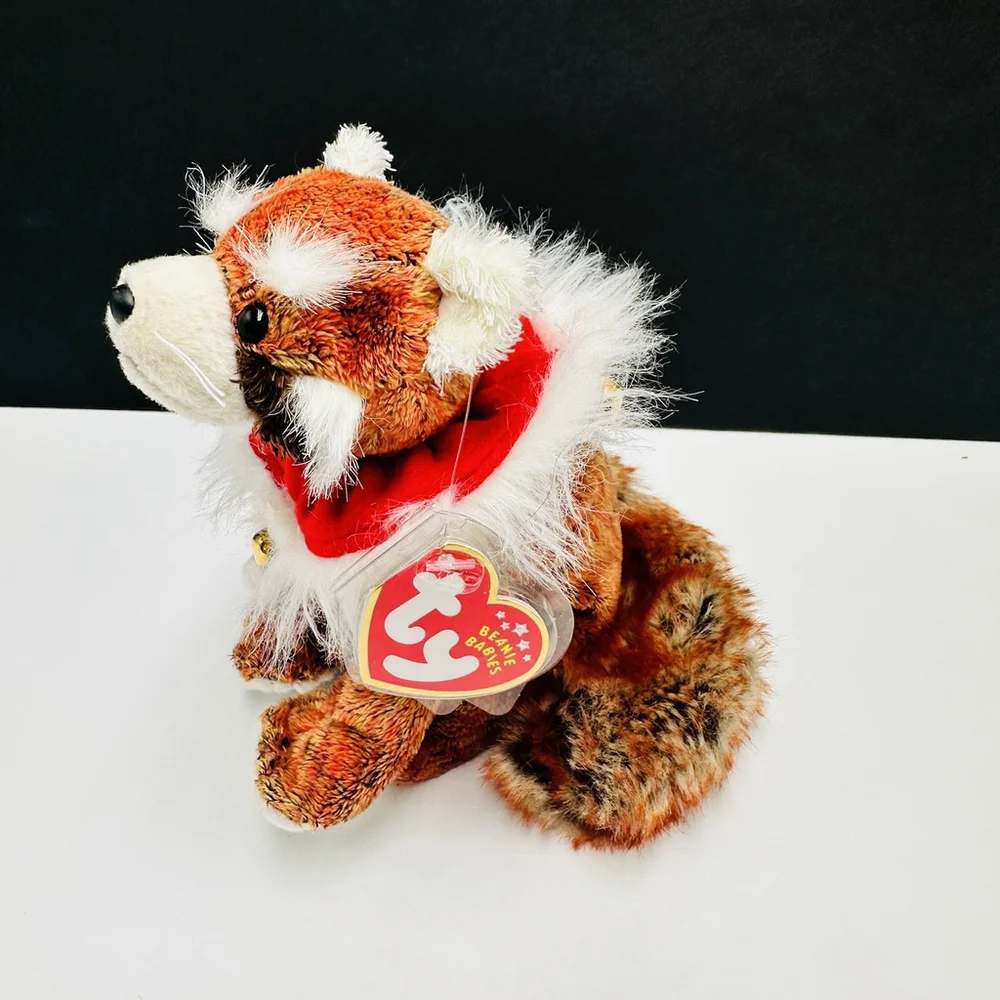 TY RUSTY the Red Panda Beanie Babies with Red Velvet Collar - Ear Tag 2002